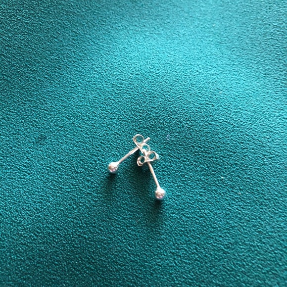 Jewelry - NWOT-Sterling Silver 2cm Ball Post Earrings-Hole 2